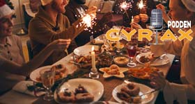 venner spiser julemiddag.